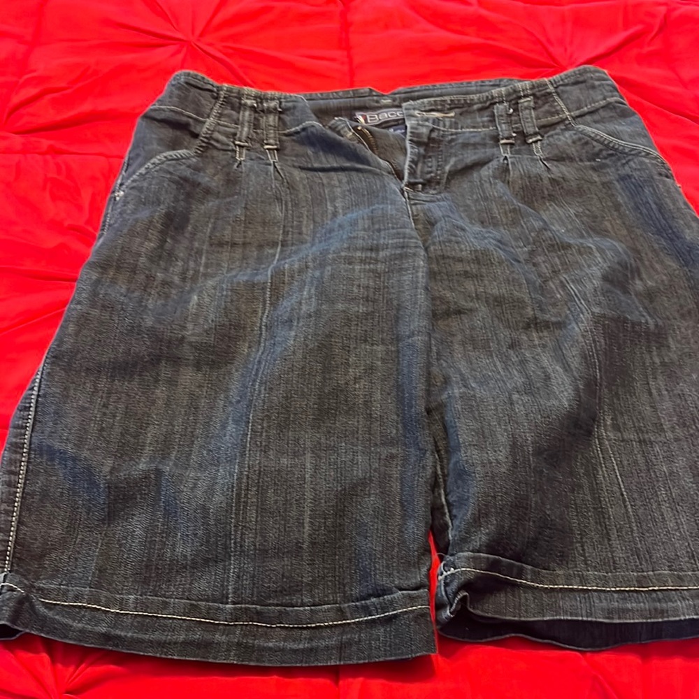 Light weight demon shorts size 12